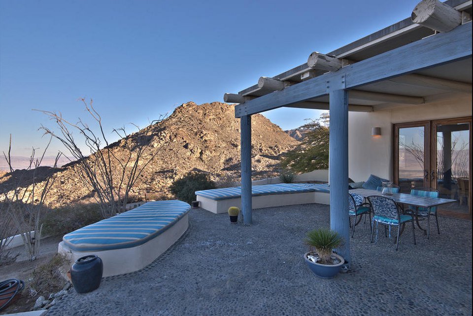 Η απίστευτη έπαυλη στην έρημο της κληρονόμου του Gucci -Την πουλάει για 7,5 εκατ. δολάρια [εικόνες] | iefimerida.gr 7