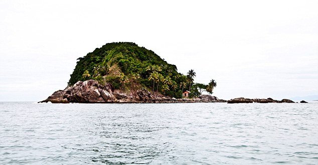 Ο άνθρωπος με την καλύτερη δουλειά στον κόσμο -Ο σύγχρονος Ροβινσώνας Κρούσος, που ζει σε έρημο νησί [εικόνες] | iefimerida.gr 6