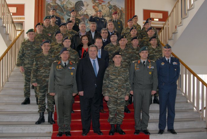 Καμμένος από την Λάρισα: Είναι σημαντικό το έθνος να διαπραγματεύεται ενωμένο | iefimerida.gr 0