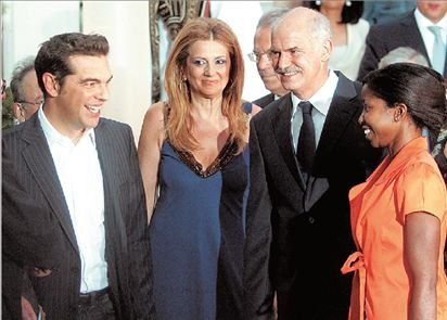 Τι απέγινε η Καντίτσα Σάνκο, η μετανάστρια που συνόδευε κάποτε τον Αλέξη Τσίπρα [εικόνες] | iefimerida.gr 1