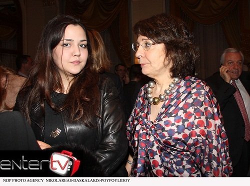 Η πανέμορφη κόρη Κιμούλη-Δαμανάκη [εικόνες] | iefimerida.gr 3