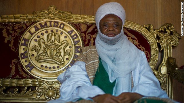 Οι τελευταίοι βασιλιάδες της Αφρικής: Πλουμιστά ρούχα, ηγεμονική συμπεριφορά [εικόνες] | iefimerida.gr 7