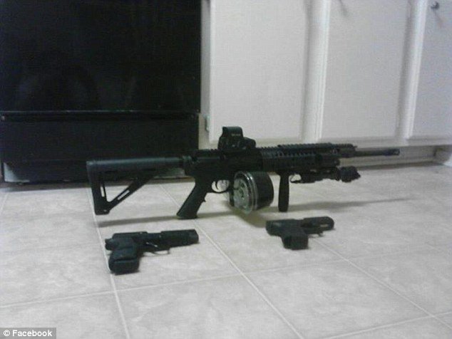 Η ερωτική σχέση της κόρης της Γουίτνεϊ Χιούστον με τον αδελφό της και τα  τραύματα στο σώμα της [εικόνες] | iefimerida.gr 3