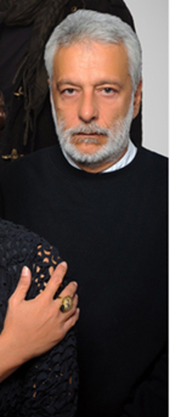 Αυτός είναι ο, επίσης ηθοποιός, σύντροφος της Νένας Μεντή [εικόνες] | iefimerida.gr 3