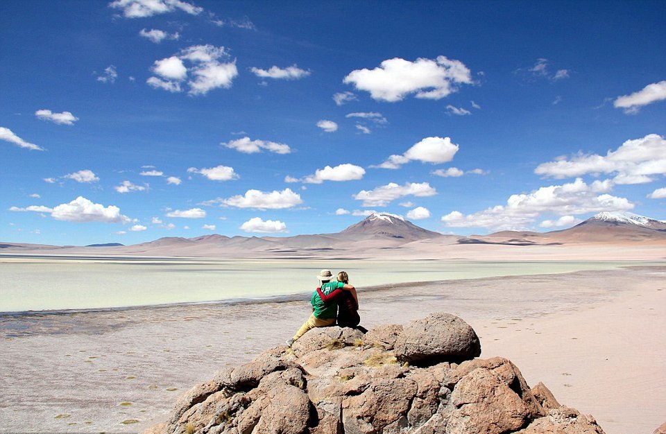 Ενα ονειρεμένο ταξίδι του μέλιτος -Κράτησε δύο χρόνια και γύρισαν όλο τον κόσμο [εικόνες] | iefimerida.gr 0