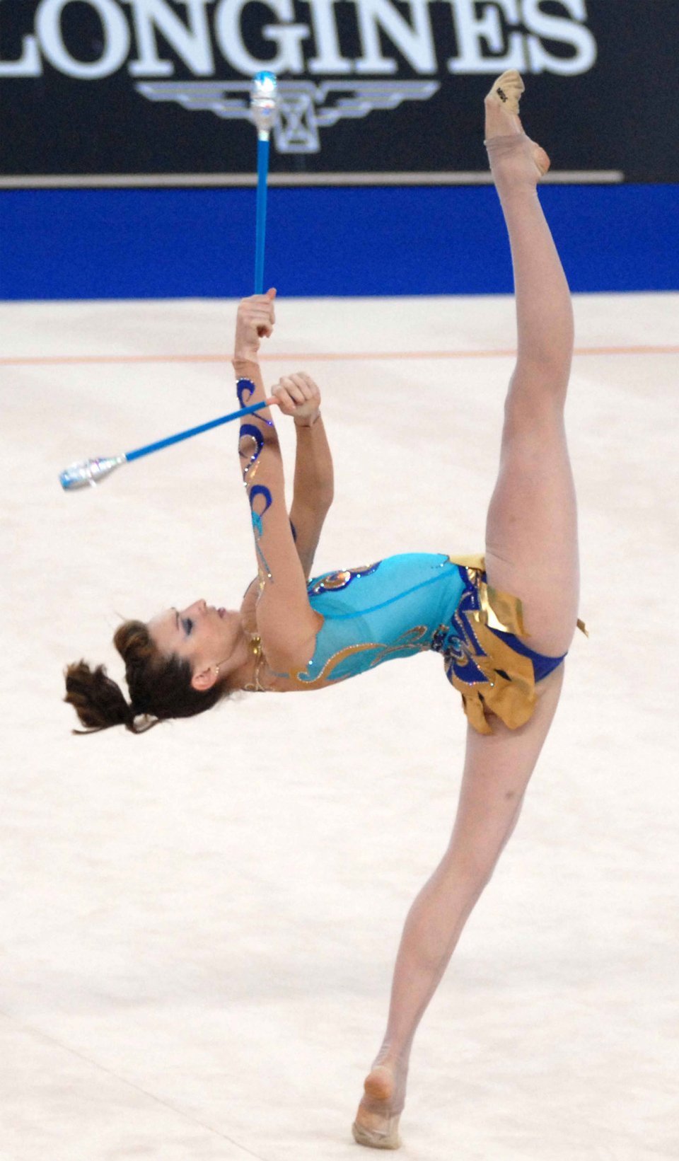 Μορφούλα Ντώνα: Ποια είναι η νικήτρια του Dancing που έδενε τα πόδια της κόμπο στους Ολυμπιακούς και μάγευε την υφήλιο [εικόνες] | iefimerida.gr 19