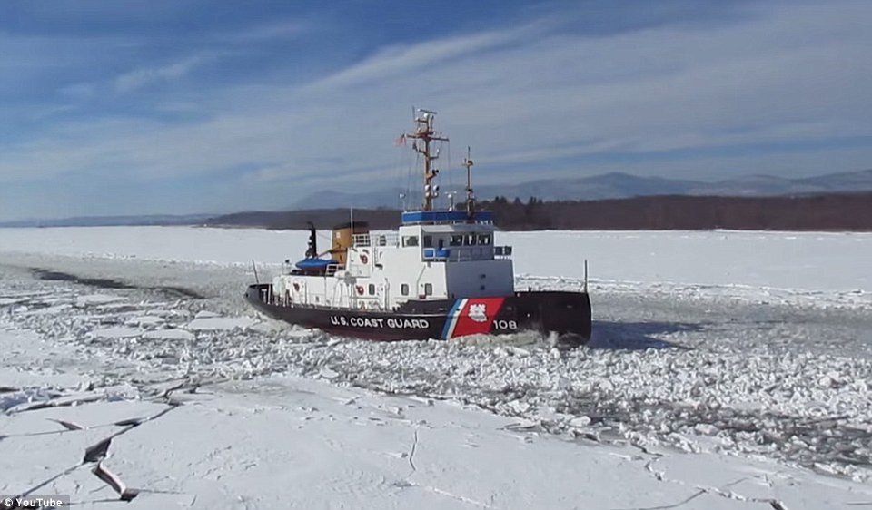 Σε κλοιό πάγου η Νέα Υόρκη- Πάγωσε ο ποταμός Χάντσον [εικόνες & βίντεο]  | iefimerida.gr 8