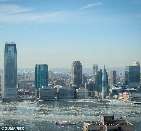 Σε κλοιό πάγου η Νέα Υόρκη- Πάγωσε ο ποταμός Χάντσον [εικόνες & βίντεο]  | iefimerida.gr 0