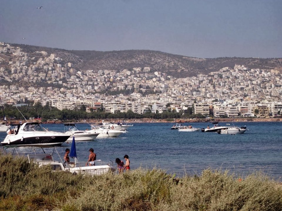 Υδρούσα ή Κατραμονήσι: Το νησί των... σκαφάτων που αγόρασαν η Λάσπα και ο σύζυγός της [εικόνες] | iefimerida.gr 3