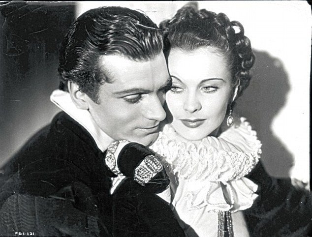 Τα πρόστυχα γράμματα του Λόρενς Ολίβιε στην Βίβιαν Λι [εικόνες] | iefimerida.gr 0