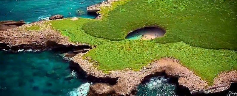 Η ακτή του έρωτα - Η πιο ωραία παραλία στον κόσμο δημιουργήθηκε από βομβαρδισμό [εικόνες] | iefimerida.gr 2