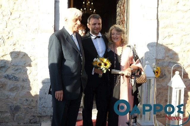 Αυτή είναι η οικογένεια του Προκόπη Παυλόπουλου [εικόνες] | iefimerida.gr 1