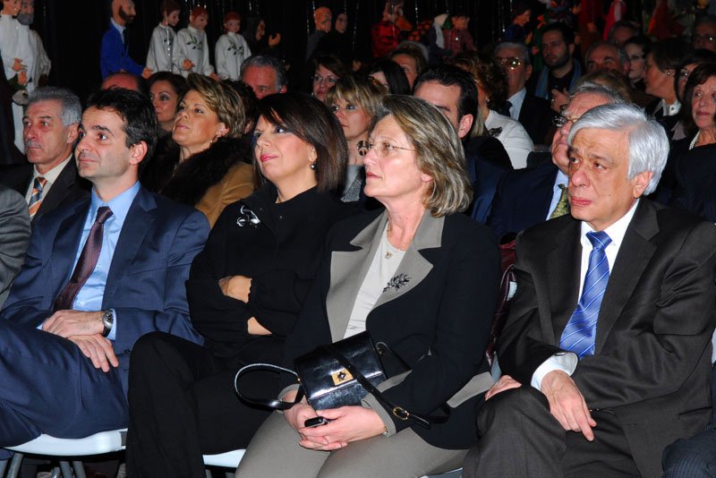 Αυτή είναι η οικογένεια του Προκόπη Παυλόπουλου [εικόνες] | iefimerida.gr 4