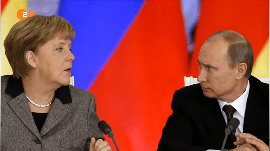 Ο άγνωστος Πούτιν: Είναι υπναράς, εμμονικός, φοβητσιάρης και αλλοπρόσαλλος με τις γυναίκες [εικόνες] | iefimerida.gr 1