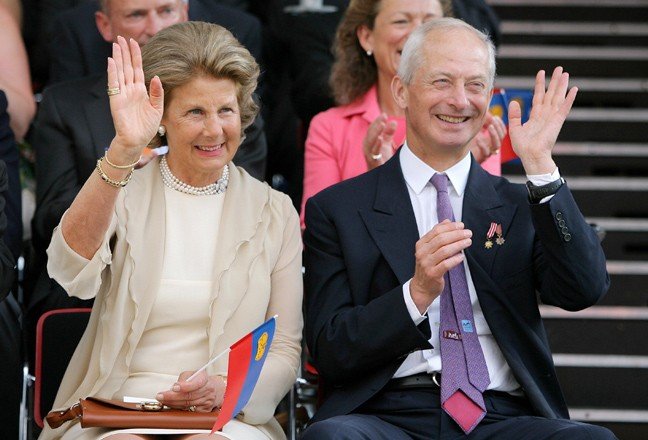 Αυτοί είναι οι πλουσιότεροι ηγέτες του κόσμου -Σουλτάνοι και βασιλείς «έφαγαν» τους σταρ Ομπάμα και Κάμερον [εικόνες & λίστα] | iefimerida.gr 5