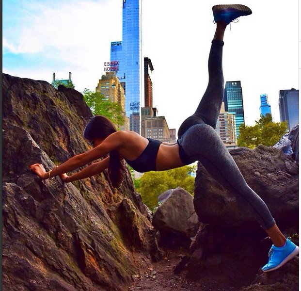 Η βασίλισσα του Instagram -H 21χρονη που βγάζει selfies τα ολοστρόγγυλα οπίσθιά της και τρελαίνει το Ιντερνετ [εικόνες] | iefimerida.gr 18