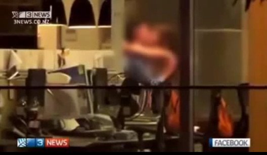 Ζευγάρι έκανε σεξ στο γραφείο και τους είδαν όλοι [εικόνες] | iefimerida.gr 4
