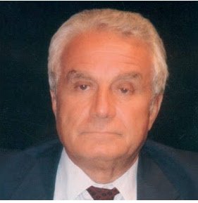 Ο Φαίδων Στράτος, πεθερός του Βαρουφάκη, κατακεραυνώνει τον Τσίπρα για την πολιτική ορκωμοσία και την επίσκεψη στο Σκοπευτήριο | iefimerida.gr 0