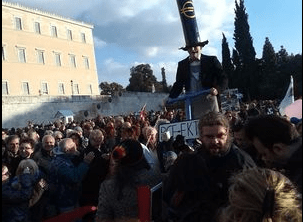 Χιλιάδες κόσμου στο Σύνταγμα στη συγκέντρωση αλληλεγγύης [εικόνες] | iefimerida.gr 4