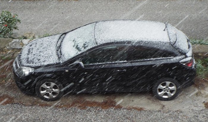 Στα λευκά και οι Κυκλάδες: Χιόνια σε Σύρο, Νάξο και Ηρακλειά [βίντεο & εικόνες] | iefimerida.gr 6