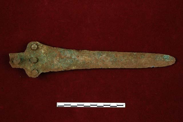 Εκπληκτική ανακάλυψη στον Διρό: Βρήκαν τάφο με ζευγάρι σε στάση εναγκαλισμού -Τον αρχαιότερο στον κόσμο [εικόνες] | iefimerida.gr 3