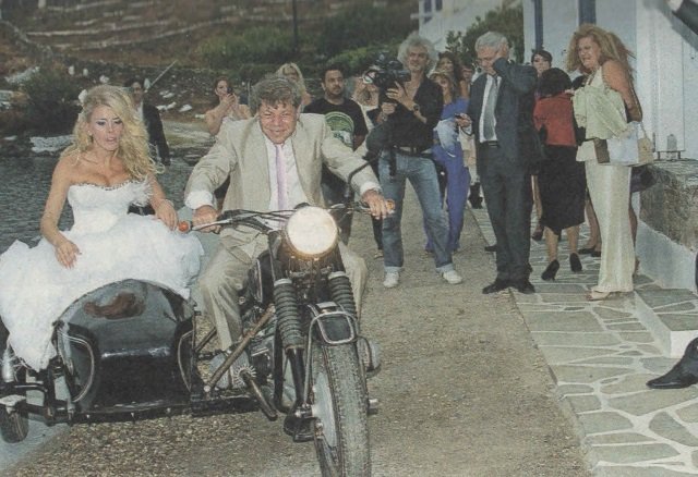 Το τρίτο στεφάνι του Βαγγέλη Κονιτόπουλου και η πικρία του για τον Αντώνη Ρέμο [εικόνες&βίντεο] | iefimerida.gr 1