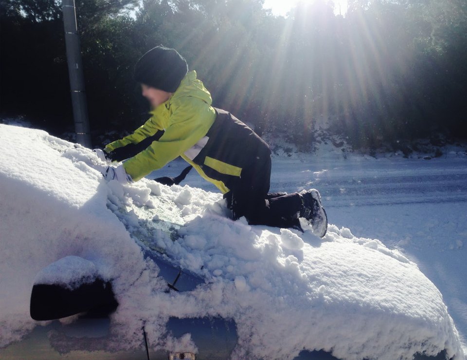Εικόνες για χάζεμα: «Πασπαλισμένη» με χιόνι η Πλάκα και το κέντρο της Αθήνας [εικόνες] | iefimerida.gr 6