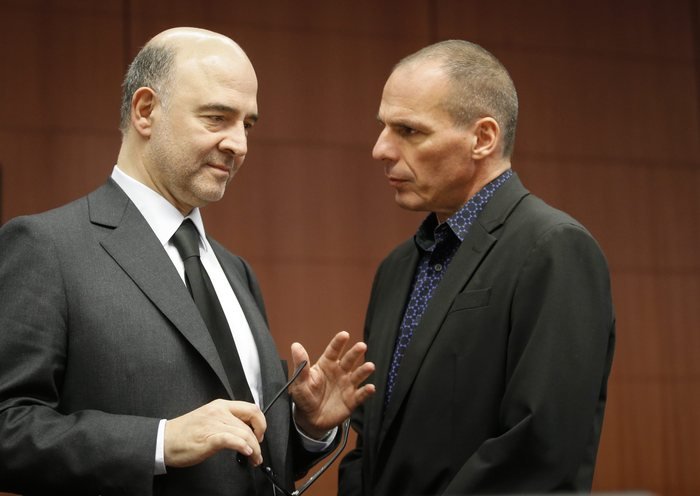 Eurogroup: Ο «παγωμένος» Γιάνης Βαρουφάκης, οι συμβουλές Μοσκοβισί και οι εκφράσεις δυσφορίας του Σόιμπλε [εικόνες & βίντεο] | iefimerida.gr 0