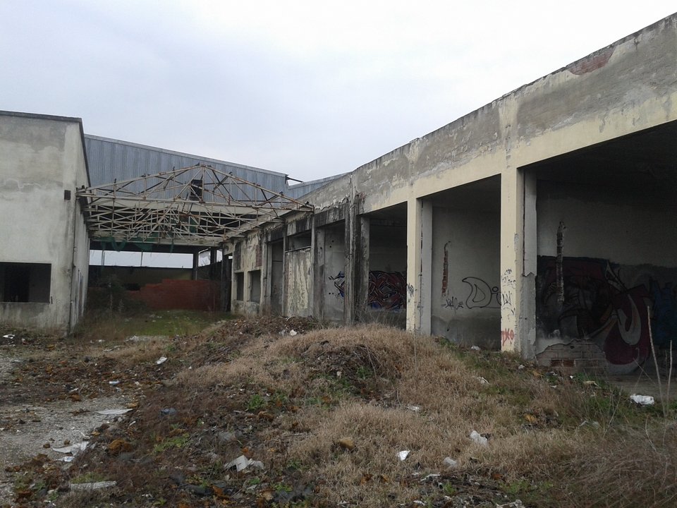 Οδοιπορικό: Δύο «φαραωνικά» κτίρια στη Μακεδονία που κόστισαν εκατομμύρια ευρώ και «σαπίζουν» εδώ και δεκαετίες [εικόνες] | iefimerida.gr 1