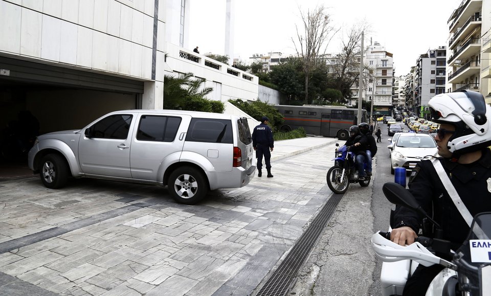 Αρνήθηκε να απαντήσει στον ανακριτή η Αγγελική του Ξηρού | iefimerida.gr 0
