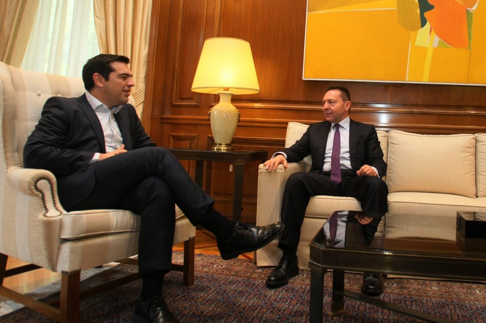 Μέγαρο Μαξίμου: Από την πολυθρόνα του Σαμαρά στην μπερζέρα του Τσίπρα [εικόνες] | iefimerida.gr 2