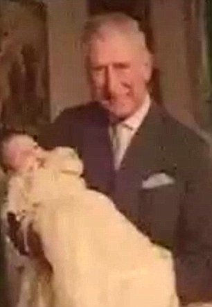 Σκοτώνονται οι συμπέθεροι -Εξαλλος ο πρίγκιπας Κάρολος με τους γονείς της Κέιτ Μίντλετον [εικόνες] | iefimerida.gr 0