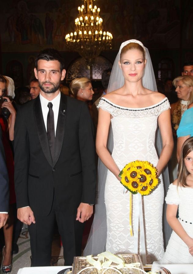 Ξαναβρήκε τον έρωτα -Η καλλονή πρώην σύζυγος γνωστού Ελληνα αθλητή με το νέο της αμόρε [εικόνες] | iefimerida.gr 7