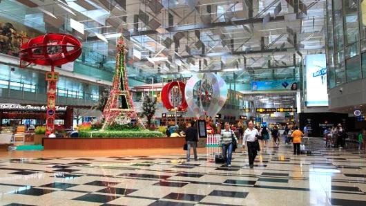 Το καλύτερο αεροδρόμιο στον κόσμο έχει σινεμά, καζίνο, κήπο και... πεταλούδες [εικόνες] | iefimerida.gr 1