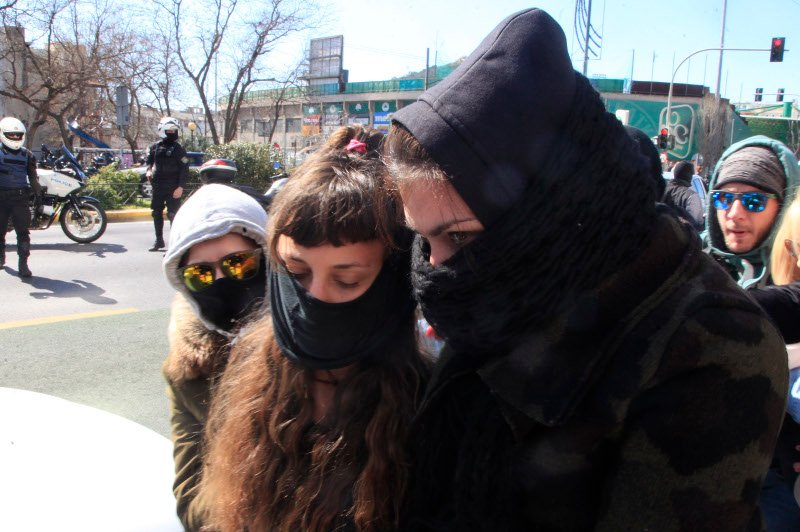 Συνελήφθη η Αγγελική, η συνεργός του Χριστόδουλου Ξηρού [εικόνες & βίντεο] | iefimerida.gr 4