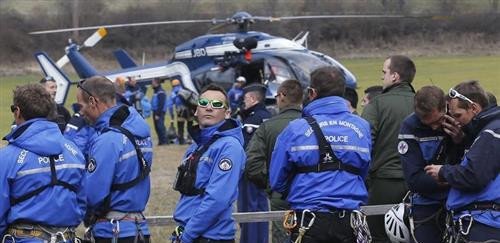 Συγκλονίζει την Ευρώπη η αεροπορική τραγωδία στις Αλπεις με 150 νεκρούς [εικόνες & βίντεο] | iefimerida.gr 10