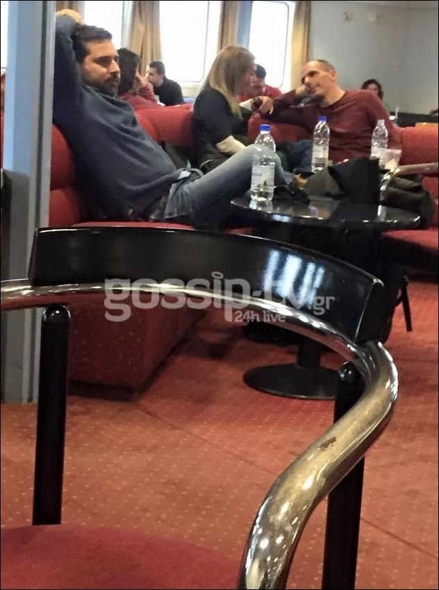 Στο θέατρο ο Αλέξης Τσίπρας με τη σύντροφό του Περιστέρα [εικόνες] | iefimerida.gr 2