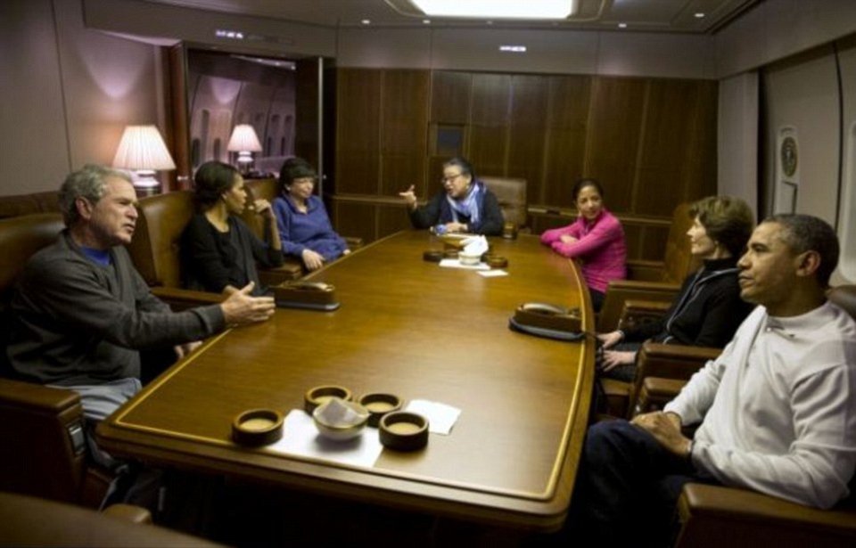 Ταξιδεύοντας σαν Αμερικανός Πρόεδρος -Μέσα στο Air Force One [εικόνες] | iefimerida.gr 4