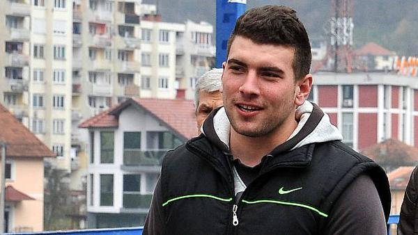 Νεαρός Βόσνιος που γεννήθηκε από βιασμό στον πόλεμο ψάχνει τους γονείς του [εικόνες] | iefimerida.gr 0