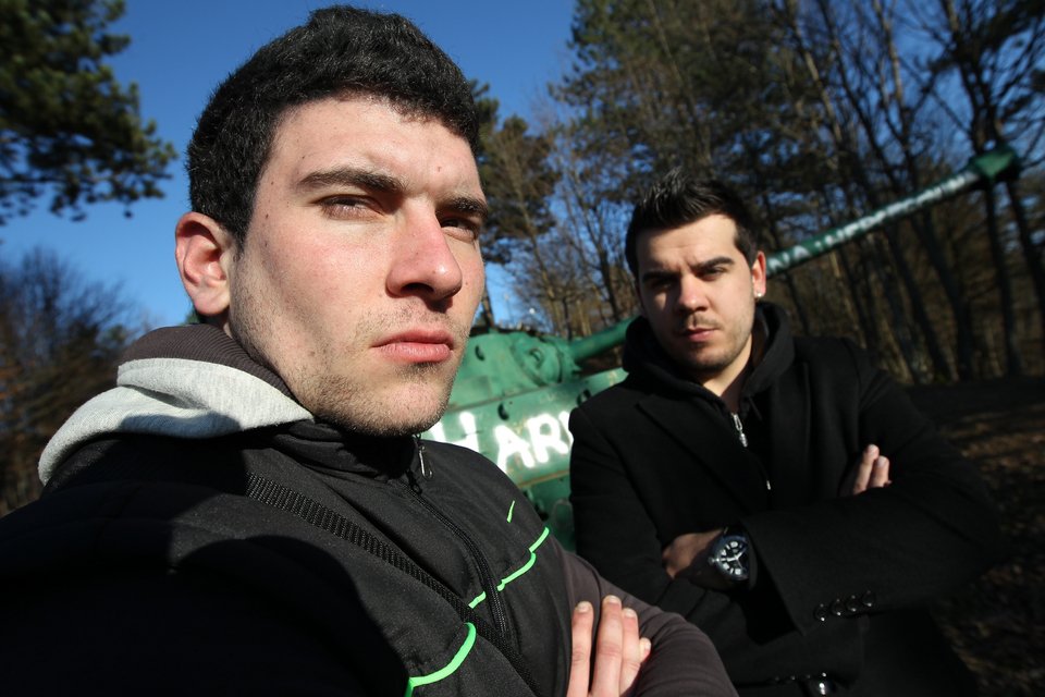 Νεαρός Βόσνιος που γεννήθηκε από βιασμό στον πόλεμο ψάχνει τους γονείς του [εικόνες] | iefimerida.gr 5