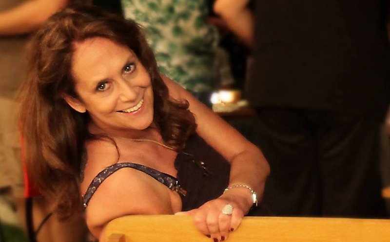 «Αννα, τι λες;» -Γιατί ξέσπασε κόντρα κορυφής Νταλάρα και Αννας Βίσση [εικόνες & βίντεο] | iefimerida.gr 1