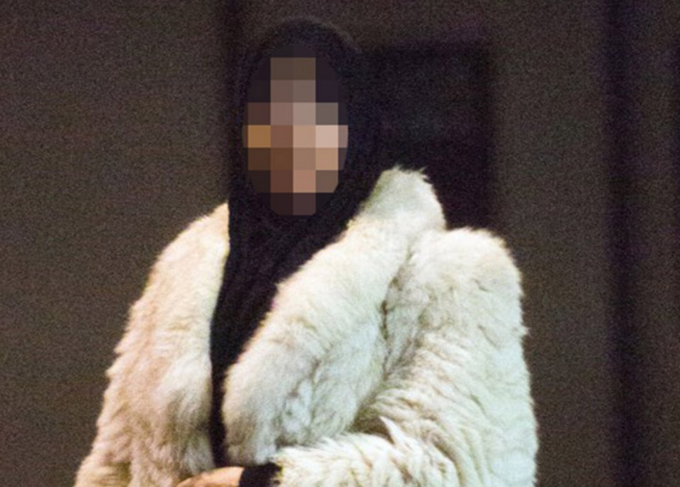 To call girl που παντρεύεται τους πελάτες του! Δεν φαντάζεστε γιατί [εικόνες] | iefimerida.gr 0