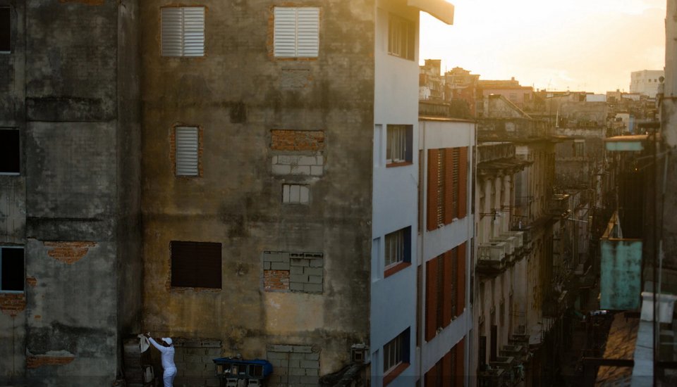 Στις ταράτσες της Αβάνας: Τα ιδιαίτερα σπιτικά που στήνουν στις... κορυφές οι κάτοικοι της πόλης [εικόνες] | iefimerida.gr 13