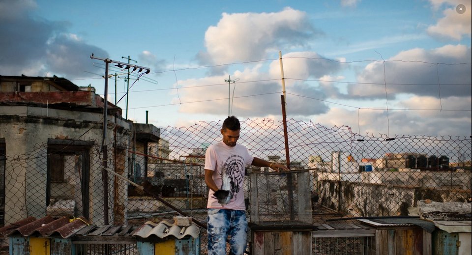 Στις ταράτσες της Αβάνας: Τα ιδιαίτερα σπιτικά που στήνουν στις... κορυφές οι κάτοικοι της πόλης [εικόνες] | iefimerida.gr 2