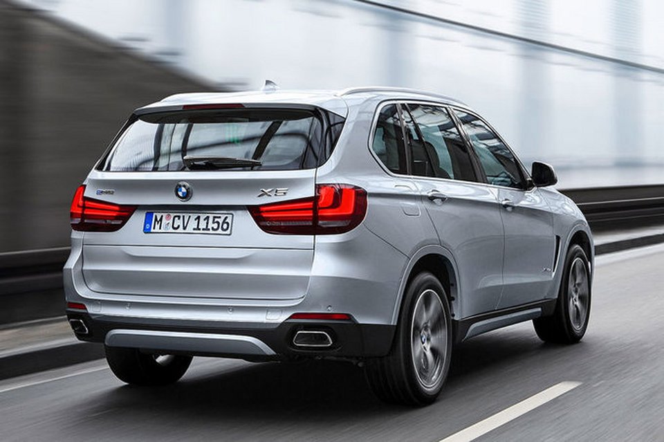 Η BMW Χ5 κατεβαίνει στα 2.000 κυβικά και γίνεται και υβριδική | iefimerida.gr 3