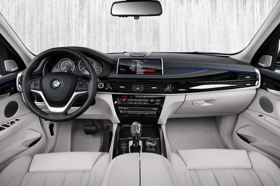 Η BMW Χ5 κατεβαίνει στα 2.000 κυβικά και γίνεται και υβριδική | iefimerida.gr 4