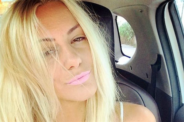 Η εκρηκτική ξανθιά καλλονή που έβαλε «γκολ» στην καρδιά του Κλάους Αθανασιάδη [εικόνες] | iefimerida.gr 4