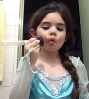 5χρονη δίνει συμβουλές μακιγιάζ στο youtube και προκαλεί σάλο [βίντεο] | iefimerida.gr 4