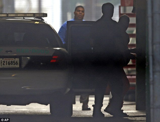 Ο μεγιστάνας που τους σκότωσε όλους -Η τρομακτική ιστορία του Ρόμπερτ Νταρστ που εμπλέκεται σε 3 φόνους [εικόνες] | iefimerida.gr 9