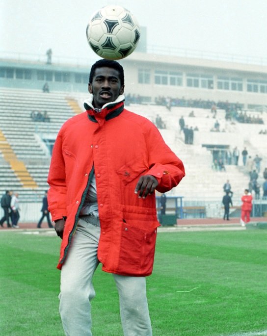 Εφυγε από την ζωή ο πρώην ποδοσφαιριστής του Ολυμπιακού Εντβάλντο [εικόνες & βίντεο] | iefimerida.gr 3